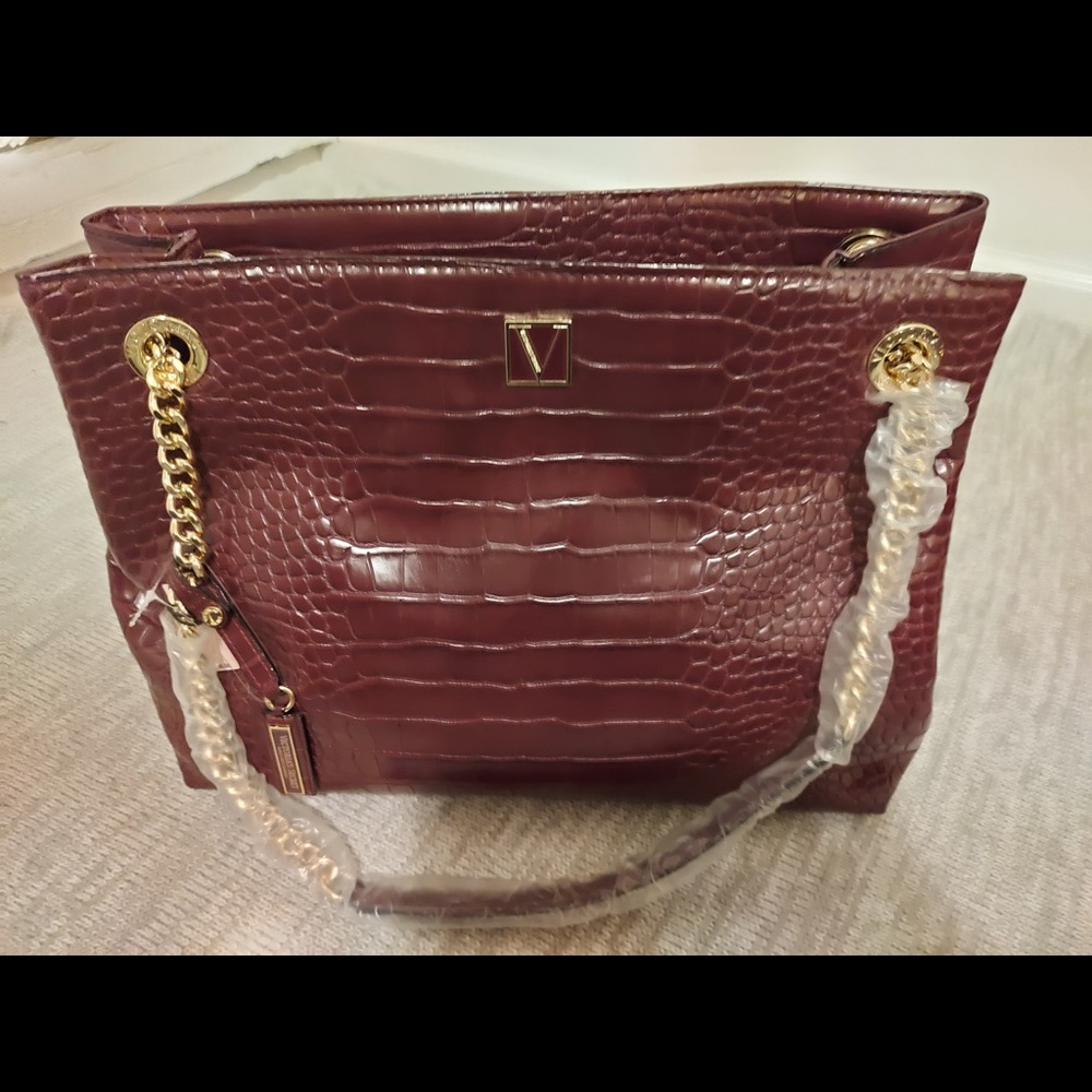 New VS tote - Picture 2 of 6